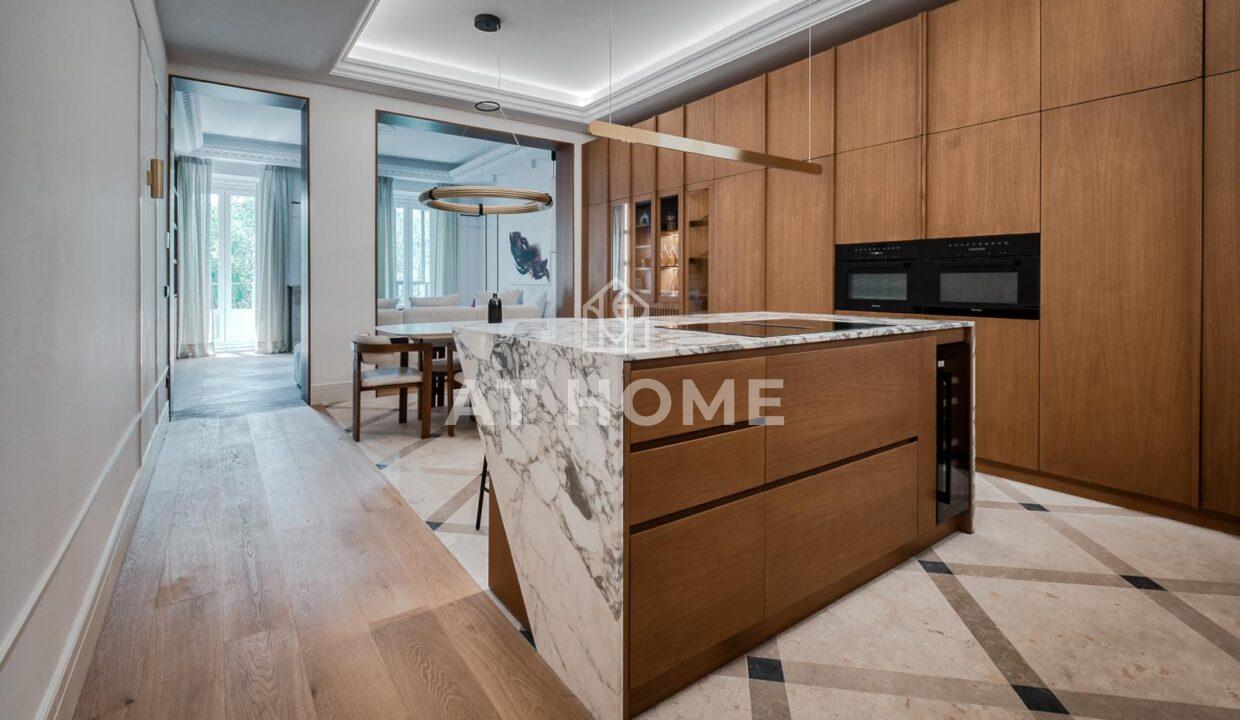 WhatsApp Image 2024-10-29 at 16.59.54 (1)