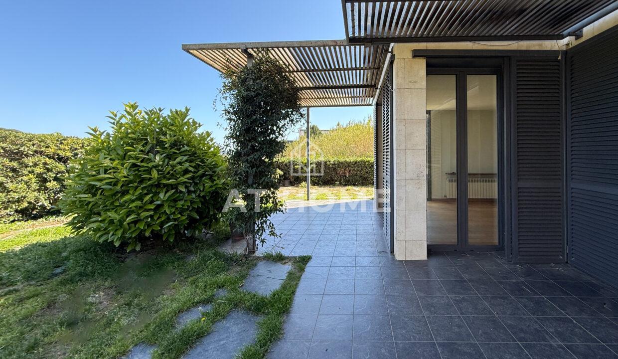 84FE7738-4BB2-4A8C-B12C-167B304E97F2