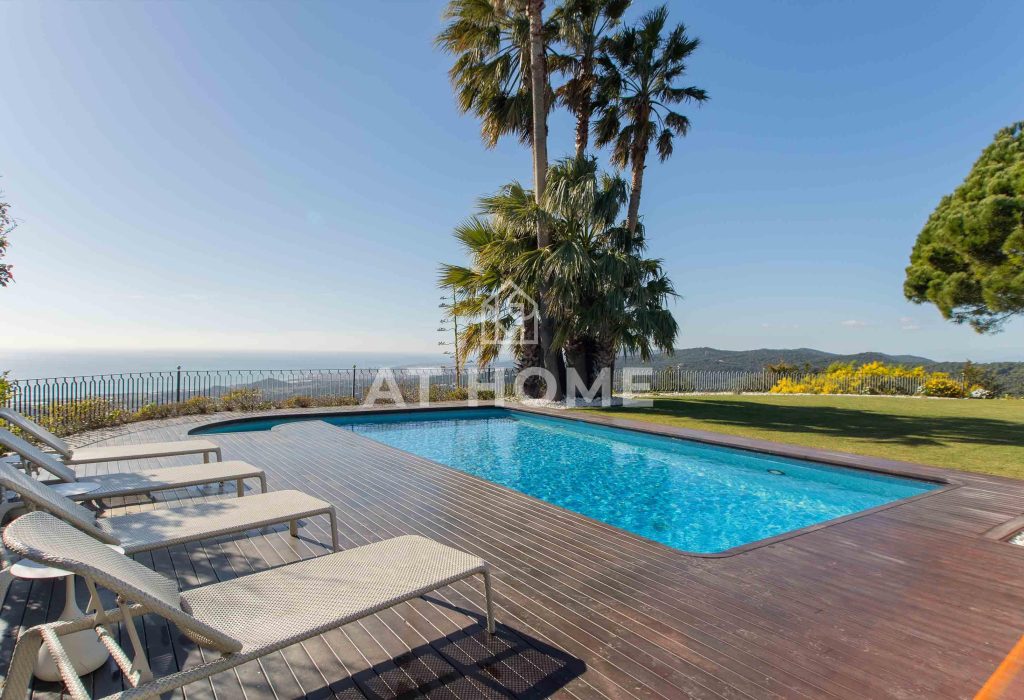 Vistas desde villa en Maresme